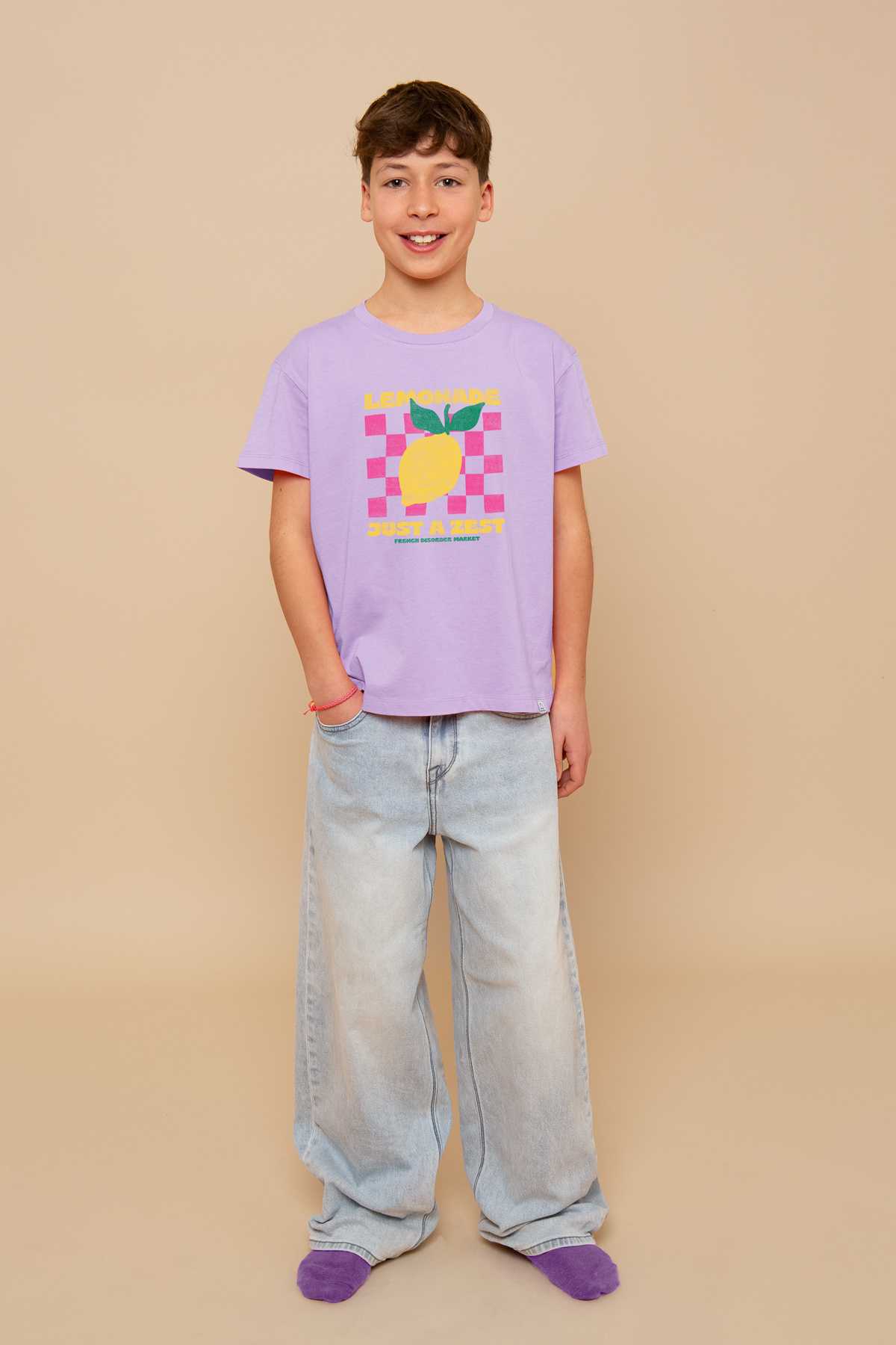 t-shirt-sam-lemonade-print-2