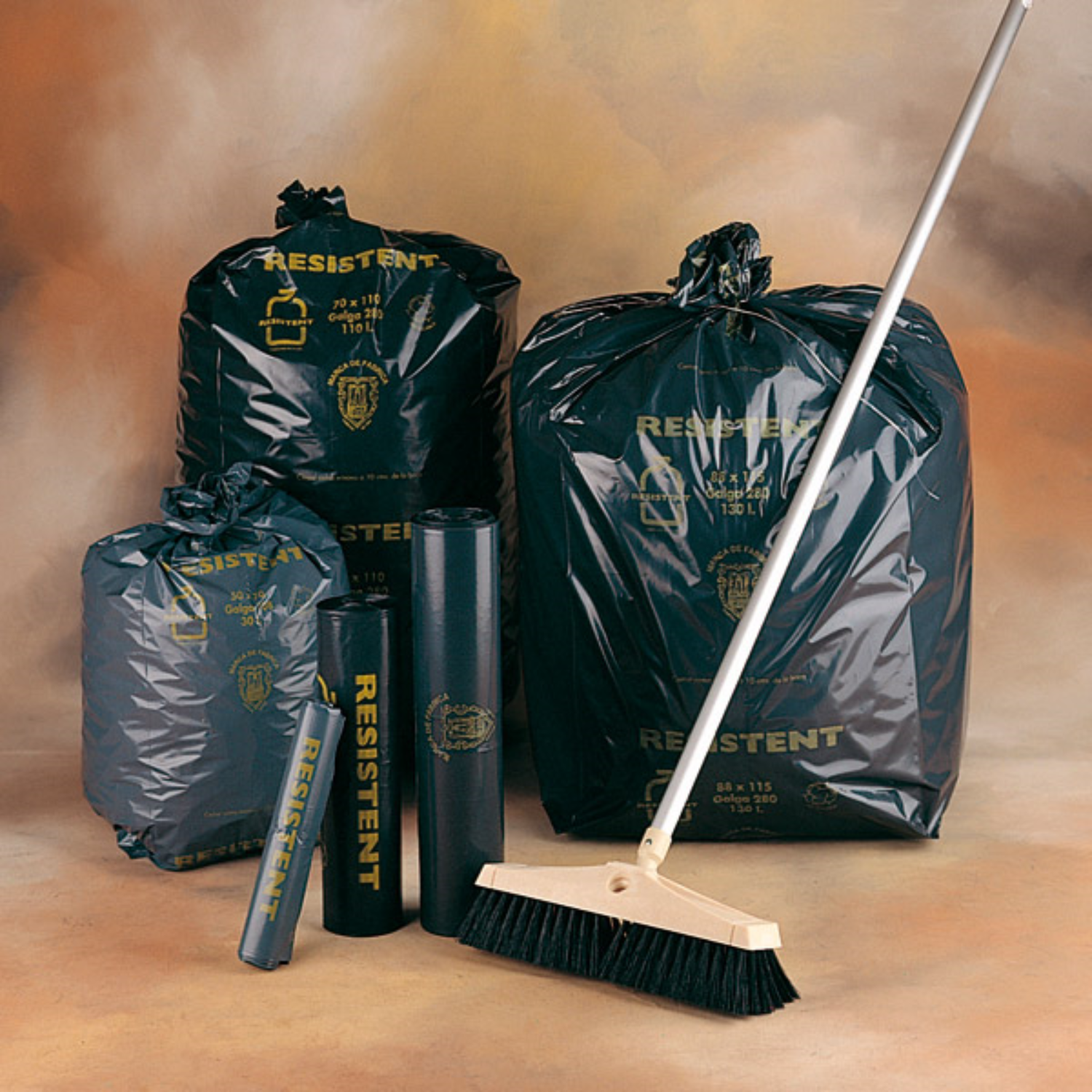 sac poubelle professionnel hyper resistant 110 litres noir par 5 rouleaux prosaveurs