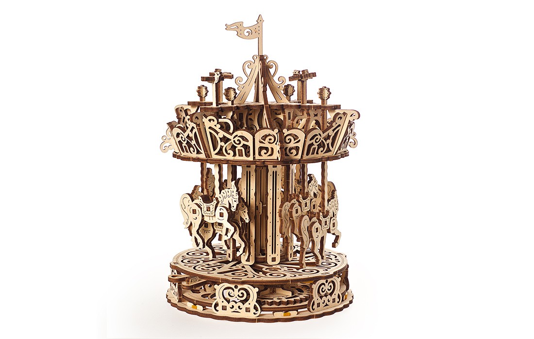 Ugears-Carousel-Mechanical-model-4-max-1100