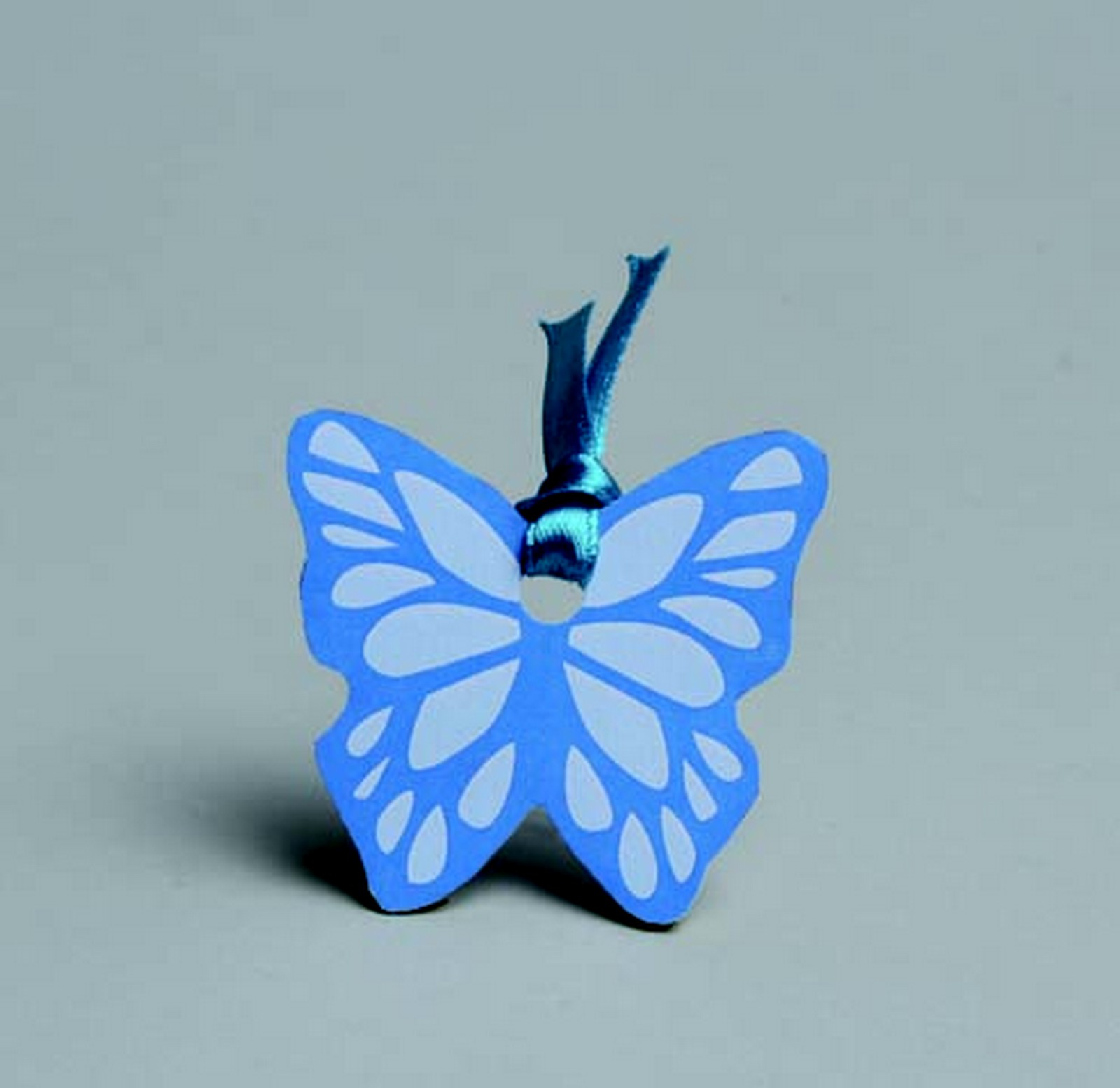 Lot de 12 étiquettes Forme Papillons bleu pour boîtes à dragées sans ruban