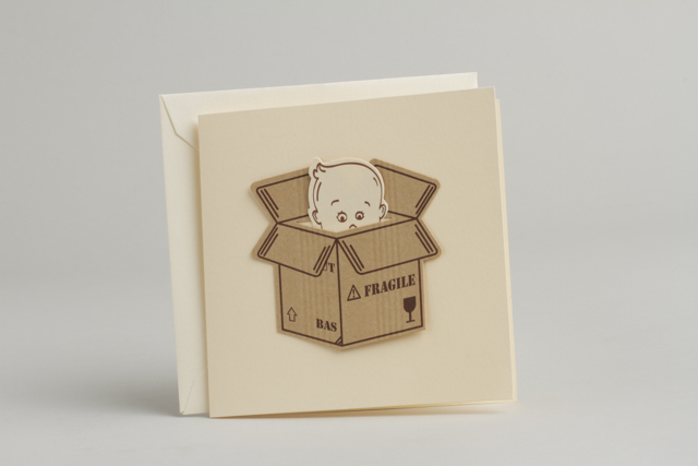 Lot de 10 Faire parts thème bébé dans colis fragile avec enveloppes