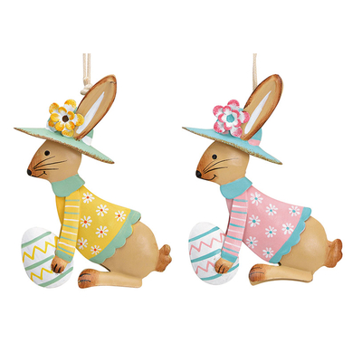Lapin suspendu avec oeuf de Pâques en métal gourmandises heidi