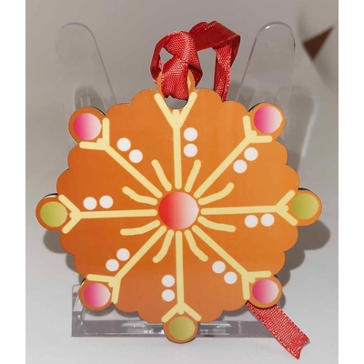Décoration de sapin forme de flocon motif Noël pain d'épices en MDF réalisée artisanalement