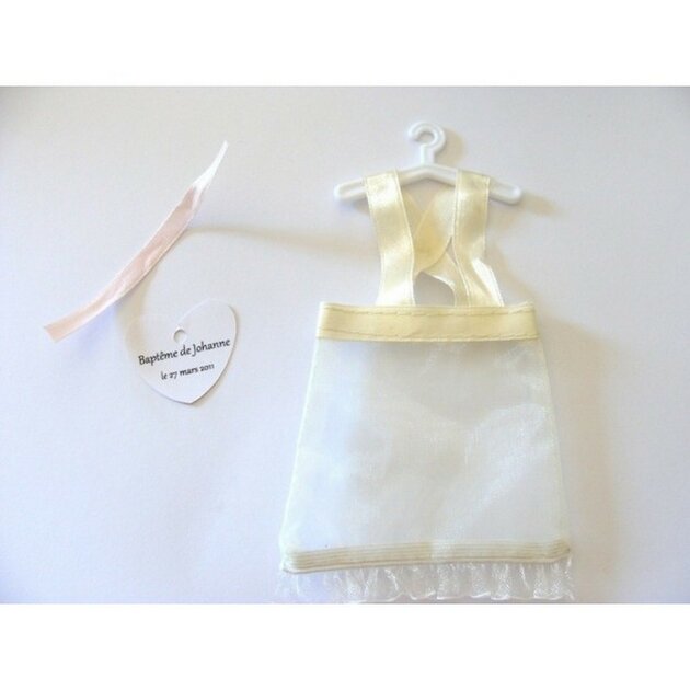 Lot de 10 robes écru pour dragées