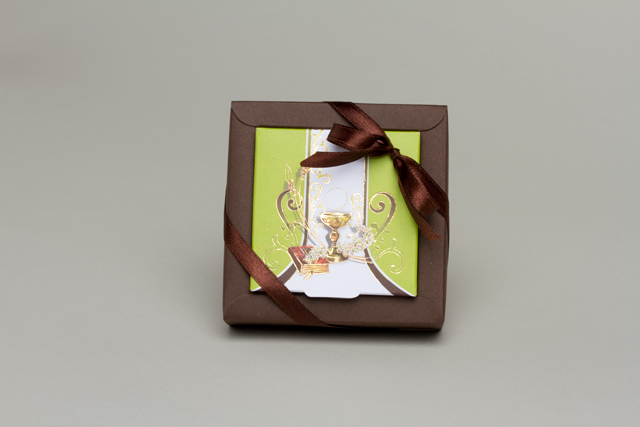 Lot de 2 Boites à dragées Communion calice vert Forme Nina petit modèle sans Ruban