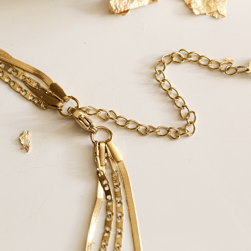 collier-or-isolde-arriere
