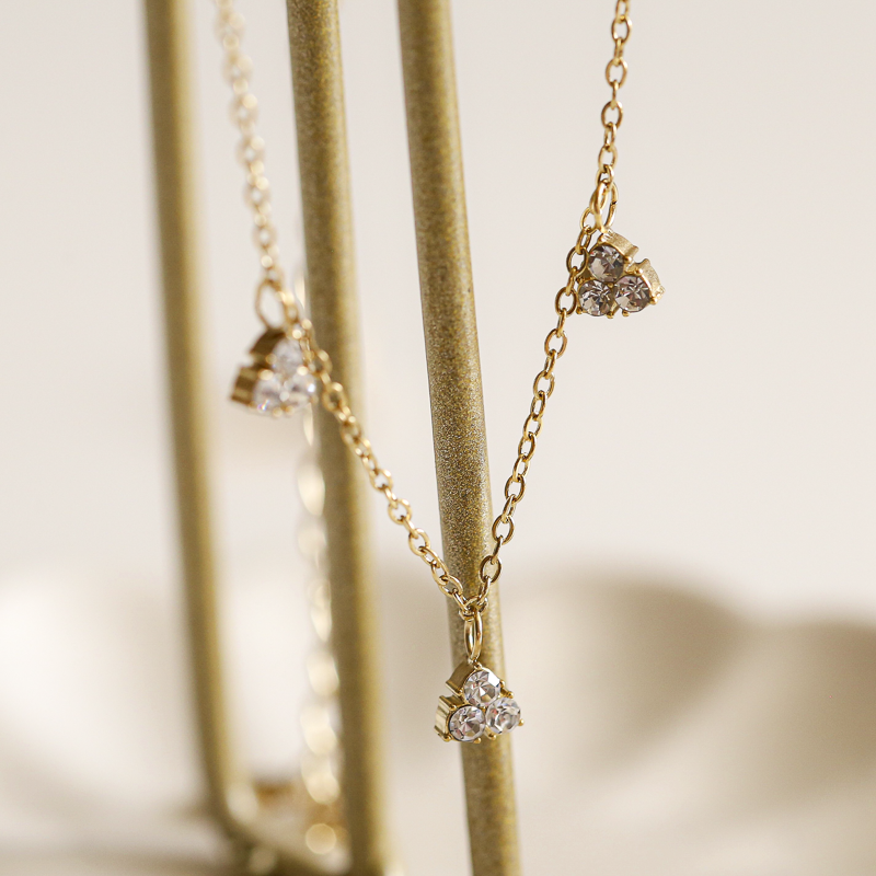 collier-or-ella-zoom-2