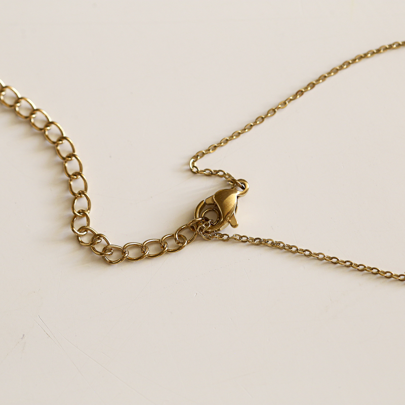 collier-or-solenn-arriere