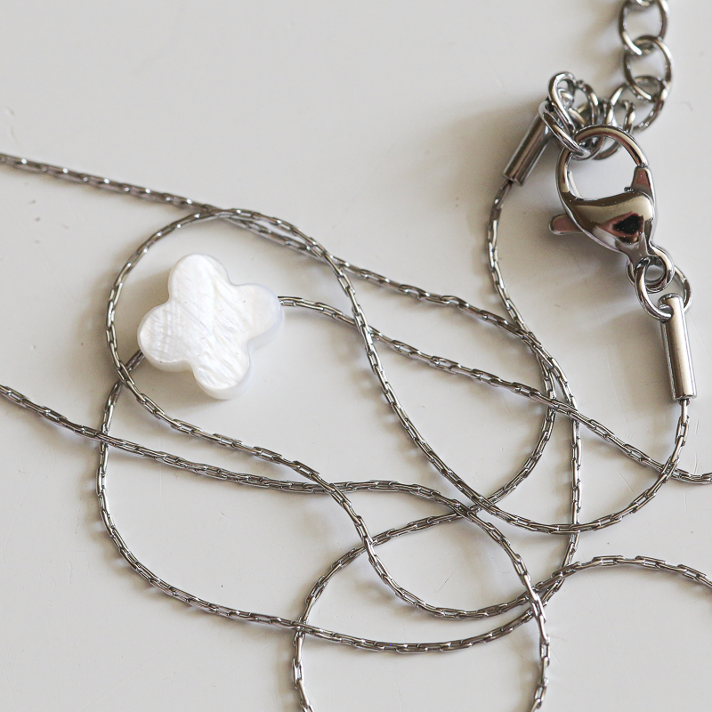 collier-argent-hanai-zoom