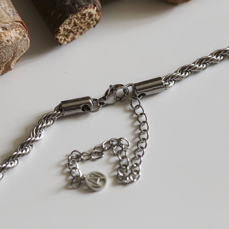 collier-homme-argent-louis-logo
