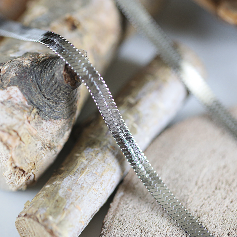 collier-homme-argent-leon-zoom