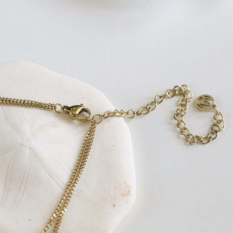 collier-or-lena-logo