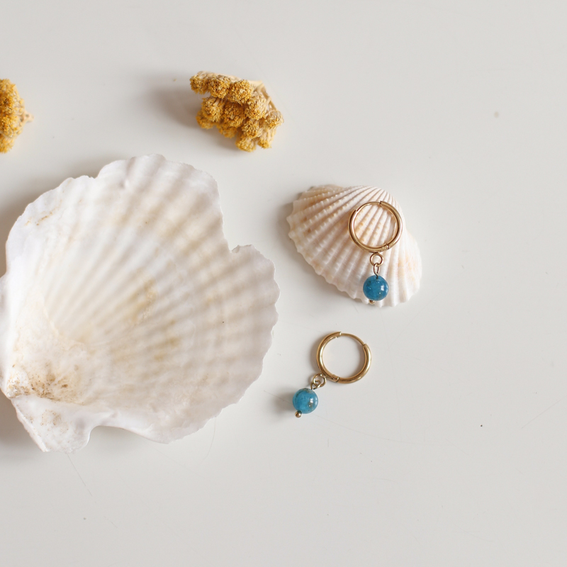 boucles-or-pierre-apatite-1