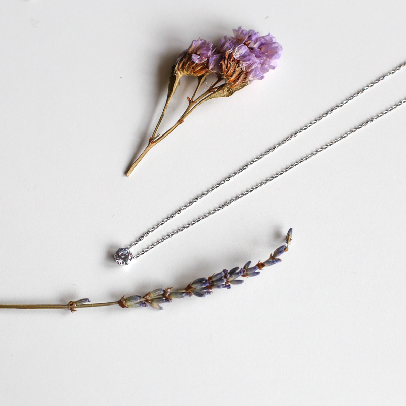 collier-argent-aubrey.-2