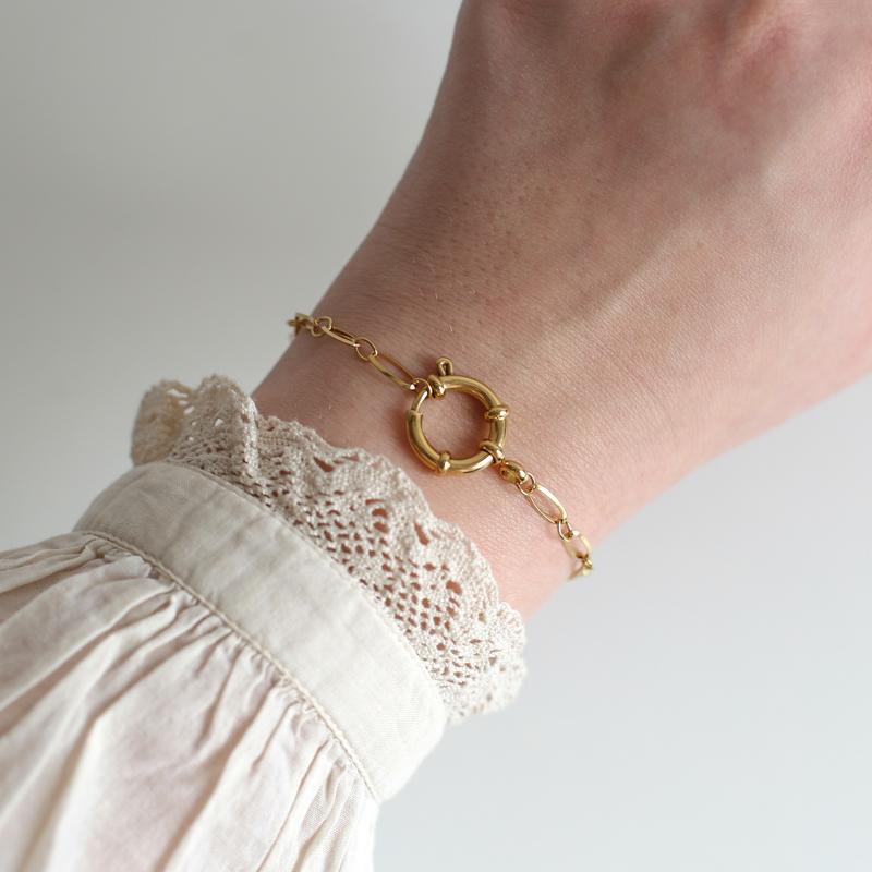 bracelet-or-porte-judith