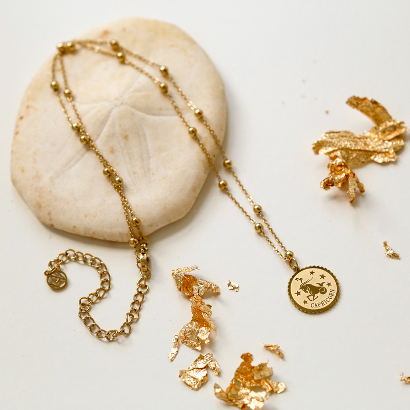 collier-or-astro-capricorne-2