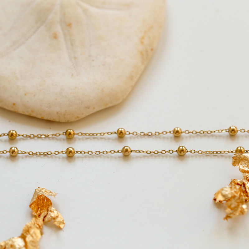 collier-or-astro-chaine-zoom-2