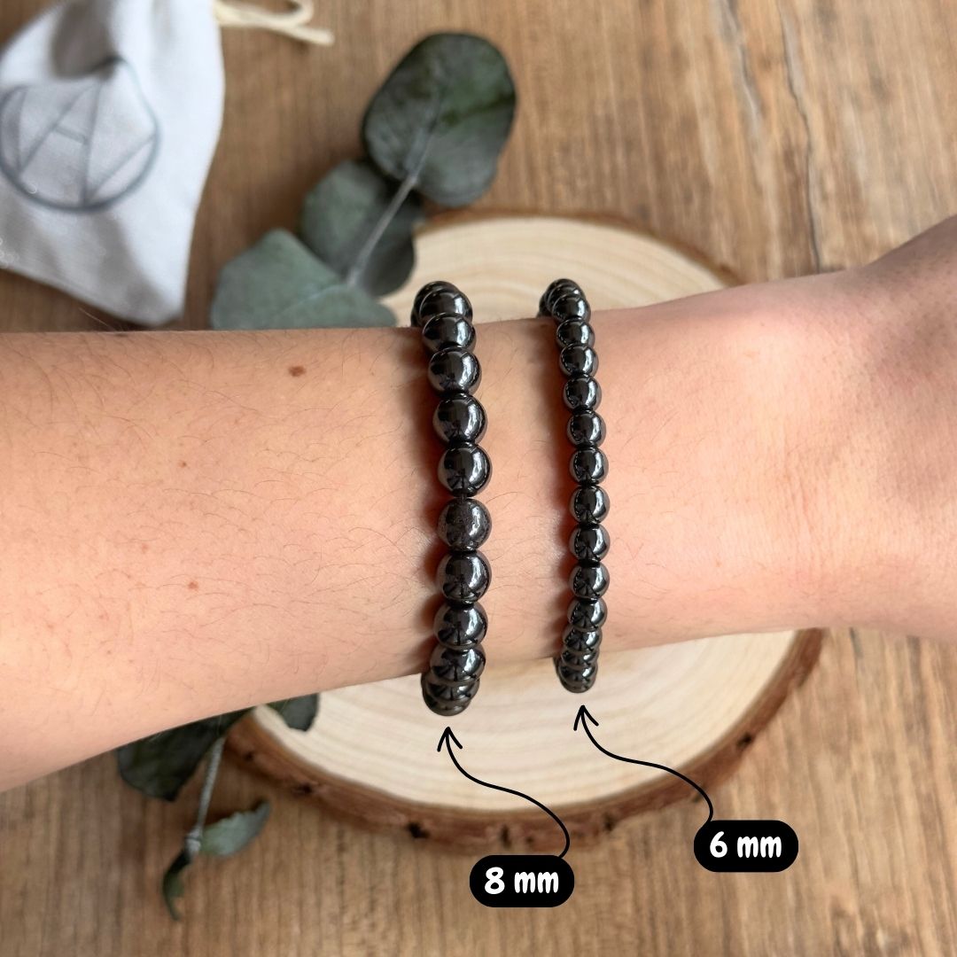 PORTÉ __  HEMATITE