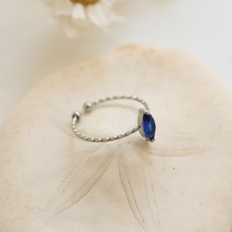 bague-argent-diane-bleu-zoom