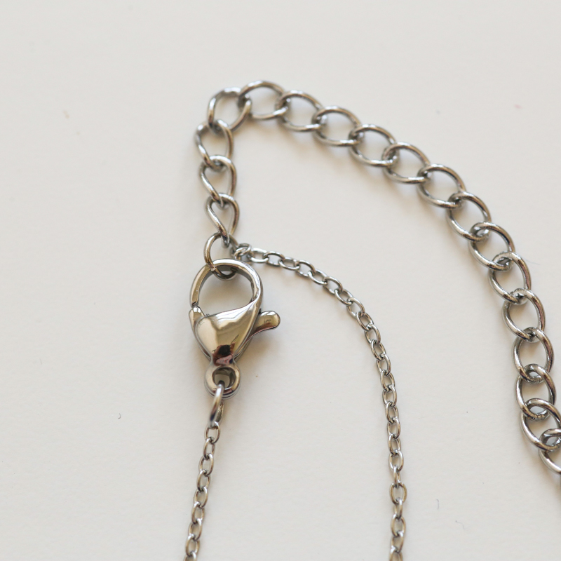 collier-argent-esmee-arriere