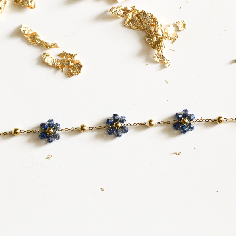 bracelet-or-fleur-bleu-3