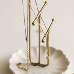 collier-or-anais-arriere