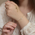 bracelet-femme-acier-or-porte-colombe