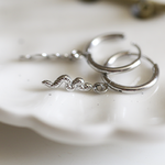 boucles-argent-nagini-zoom
