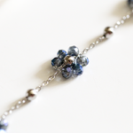 bracelet-argent-fleur-bleu-zoom