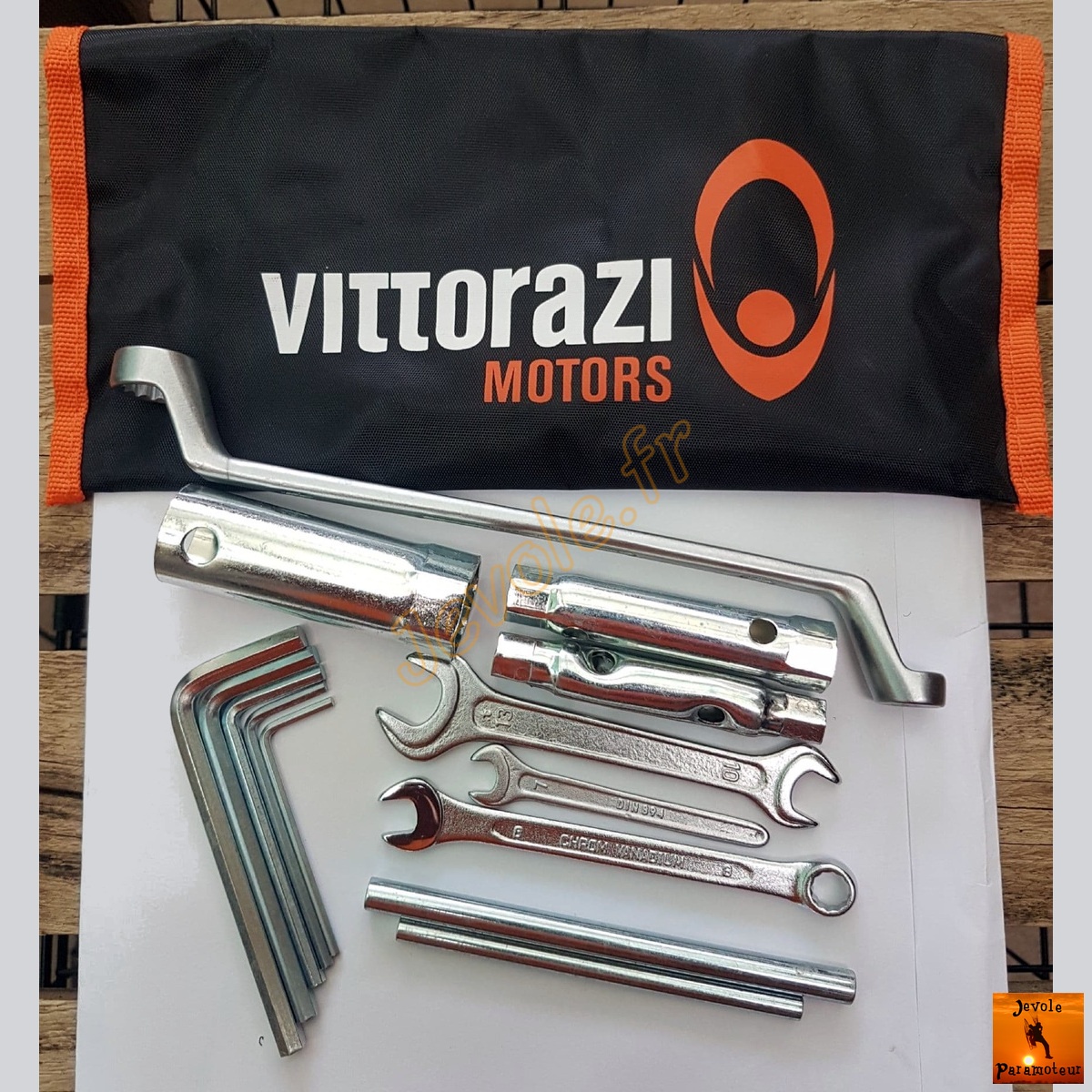 outils-pochette-tools-vittorazi-paramoteur