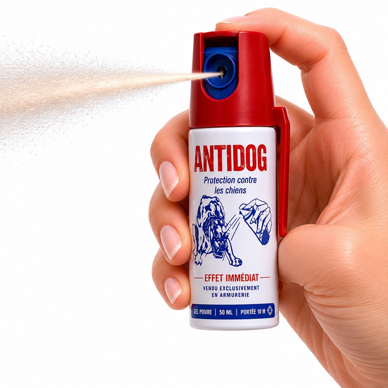Bombe lacrymogène anti-chien 50 ml tenue dans une main pour illustrer son format compact