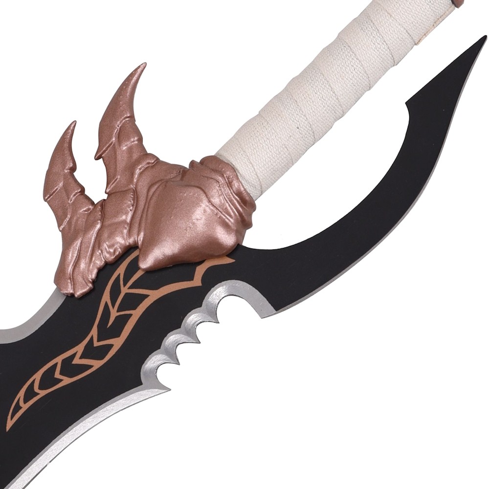 manche de la dague fantasy décorative avec garde en forme de griffes de dragon