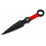 Gros plan sur un couteau de lancer kunai Albainox noir à poignée rouge