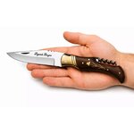 Couteau Laguiole Bougna pliant présentation taille réelle en main