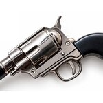 Canne épée revolver luxe avec poignée style colt en métal poli, détails raffinés et finition élégante.