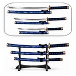 Collection de katanas japonais bleu nuit comprenant katana wakizashi et tanto avec support de présentation