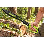 Machette Zombie Mad Zombie Albainox 60 cm tenue en main, avec lame tranchante noire de 44 cm et manche ergonomique vert.