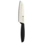 Couteau Santoku 24,5cm du chef, table cuisine - Top Cutlery.