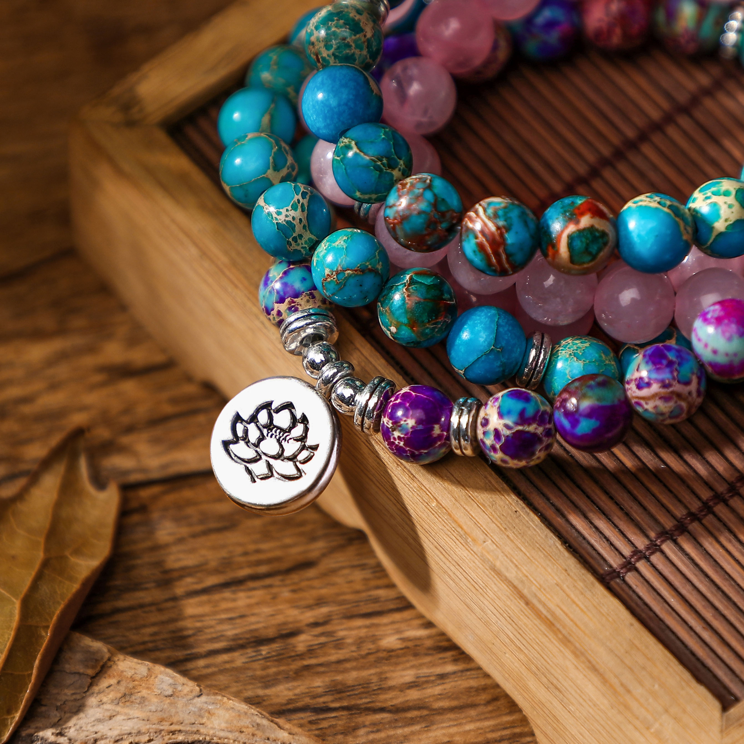 Pierre-naturelle-avec-Lotus-OM-bouddha-bracelet-breloques-pour-femmes-bracelet-108-mala-Premium-yogi-bijoux