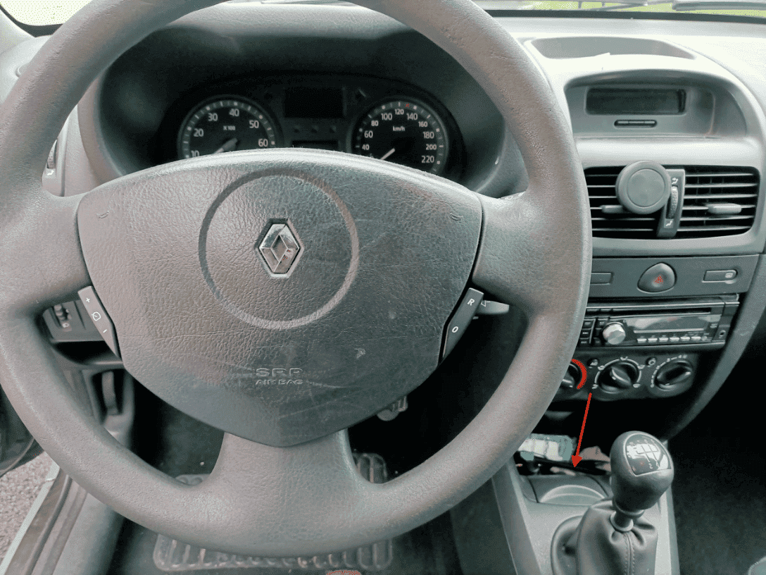 interieur renault clio 2 icarsoft france