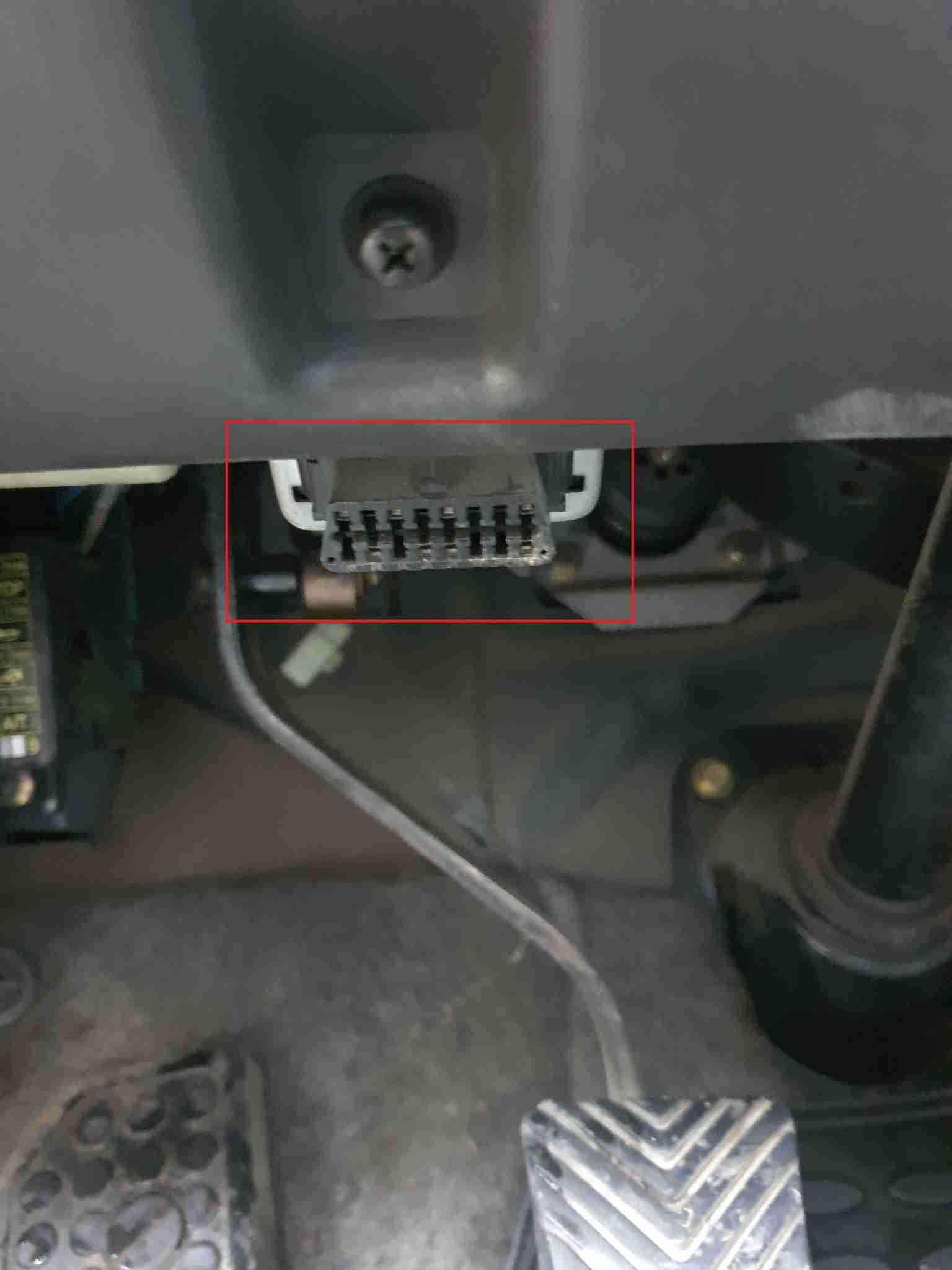 Prise OBD2 Mitsubishi Pajero Sport
