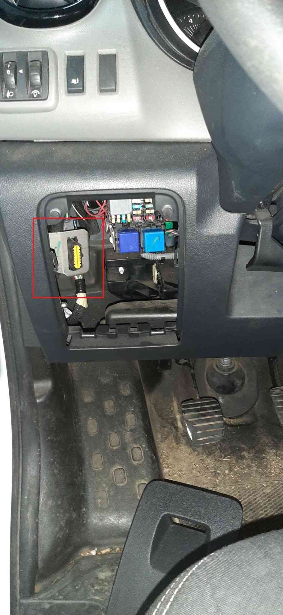 Prise OBD2 Renault Trafic 3