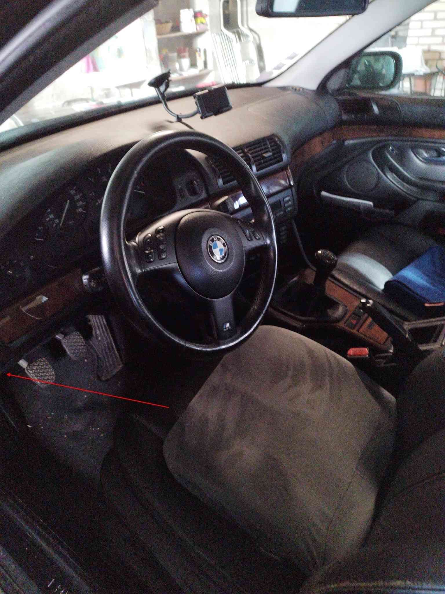 habitacle OBD2 sur BMW E39