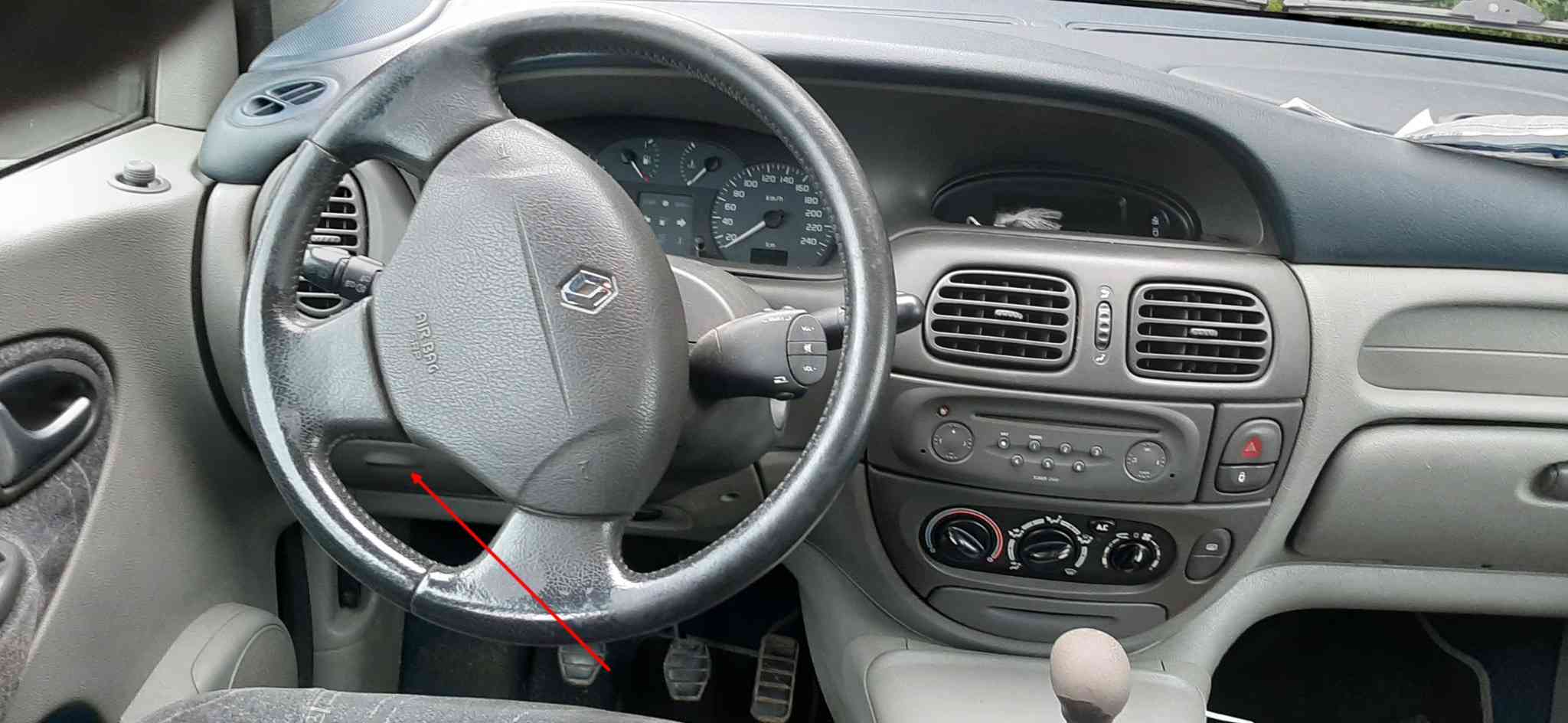 Habitacle Renault Scenic 1