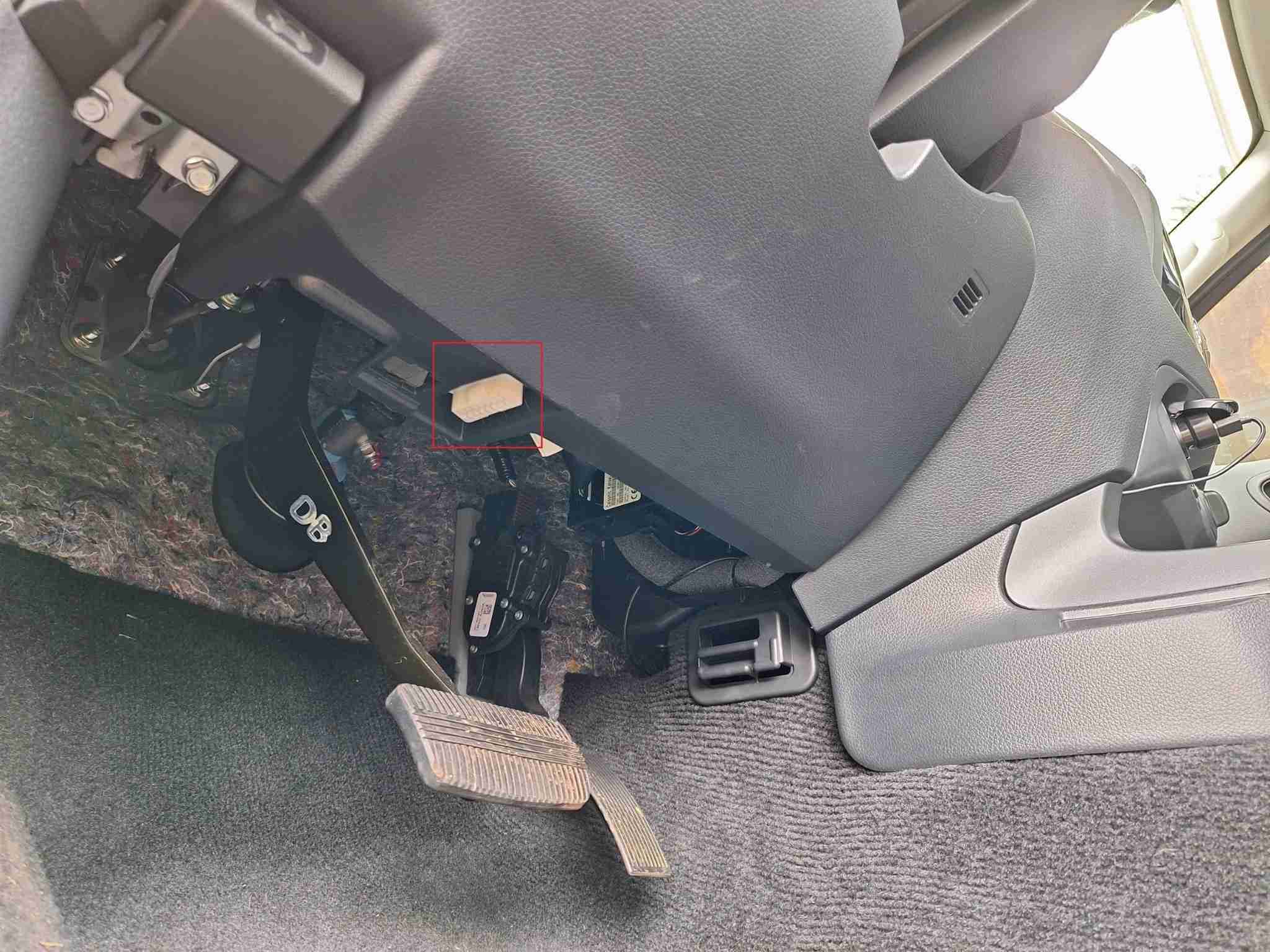 Prise OBD2 Nissan Pro Navarra