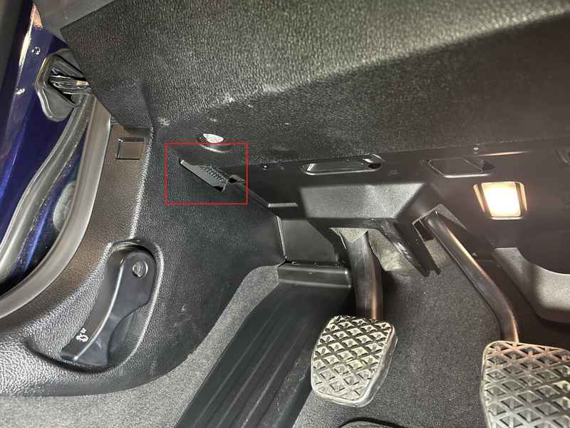 Prise OBD2 BMW Série 3 F30 LCI 320d