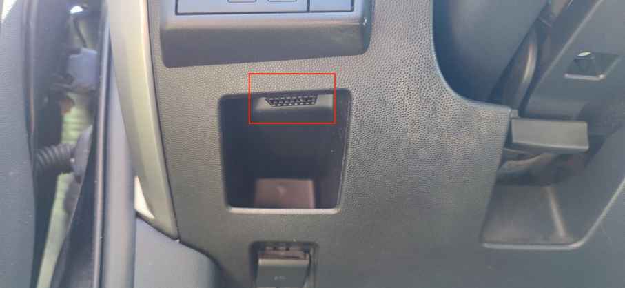 Prise OBD2 Mazda 2