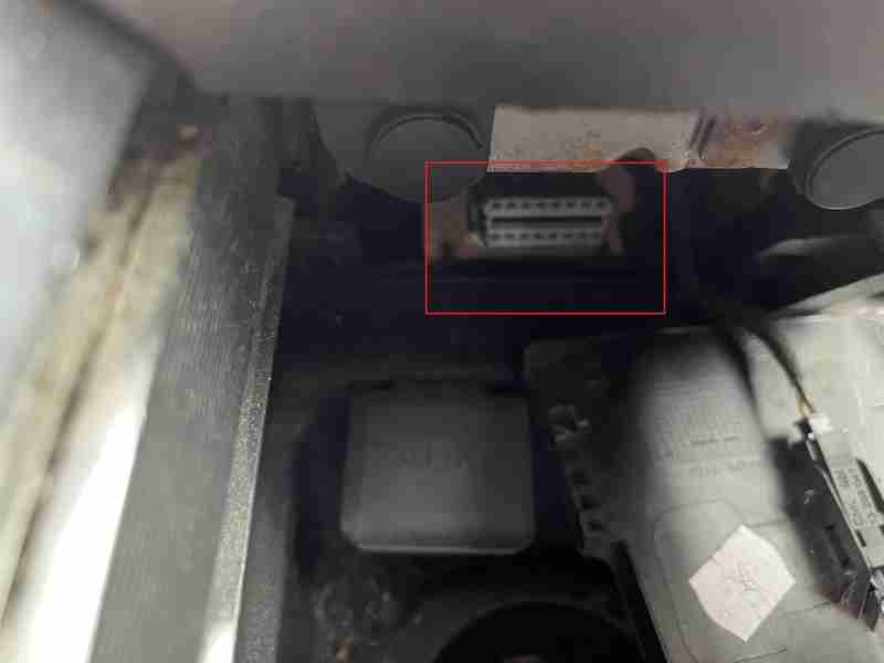 Prise OBD2 Opel Meriva B