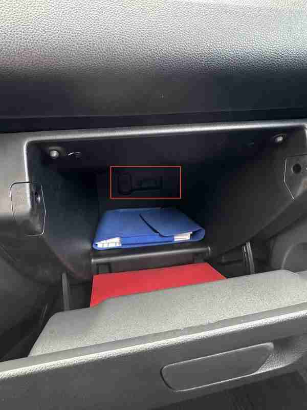 Prise OBD2 Dacia Spring