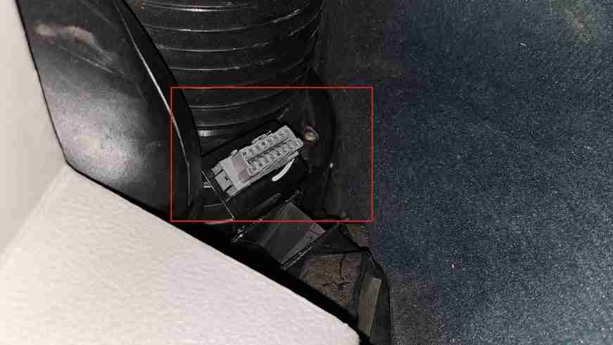 Prise OBD2 Land Rover Freelander 1